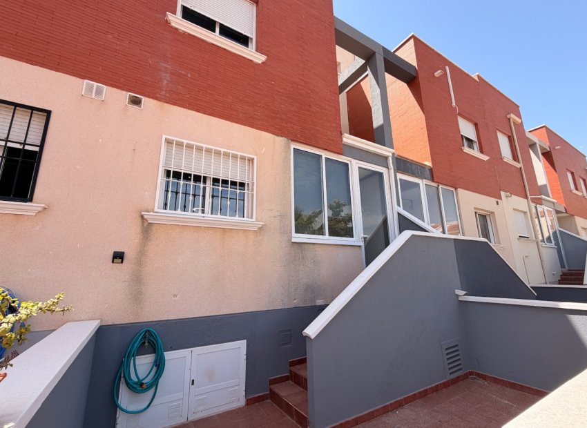 Reventa - Casa adosada -
Ciudad Quesada - Rojales - Doña Pepa