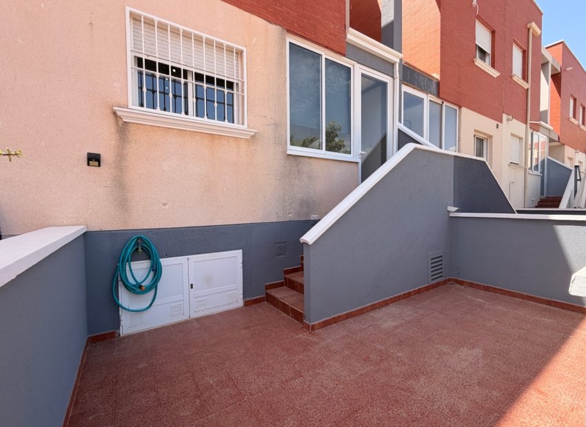 Reventa - Casa adosada -
Ciudad Quesada - Rojales - Doña Pepa