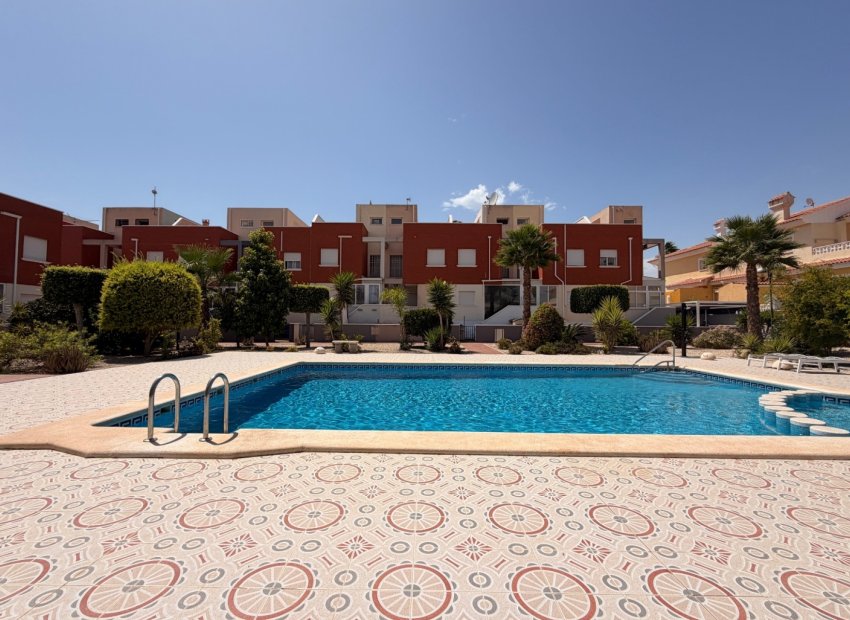 Reventa - Casa adosada -
Ciudad Quesada - Rojales - Doña Pepa