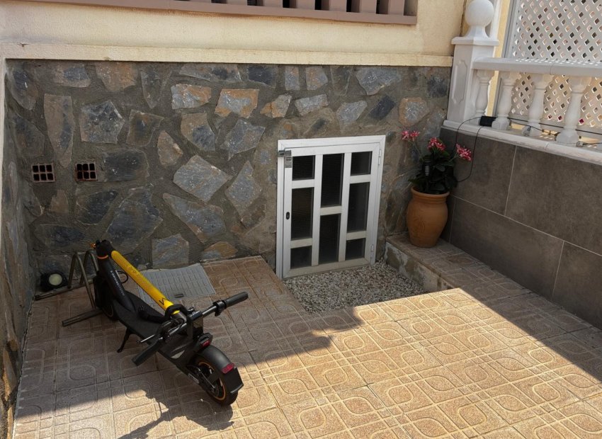 Reventa - Casa adosada -
Ciudad Quesada - Rojales - Doña Pepa