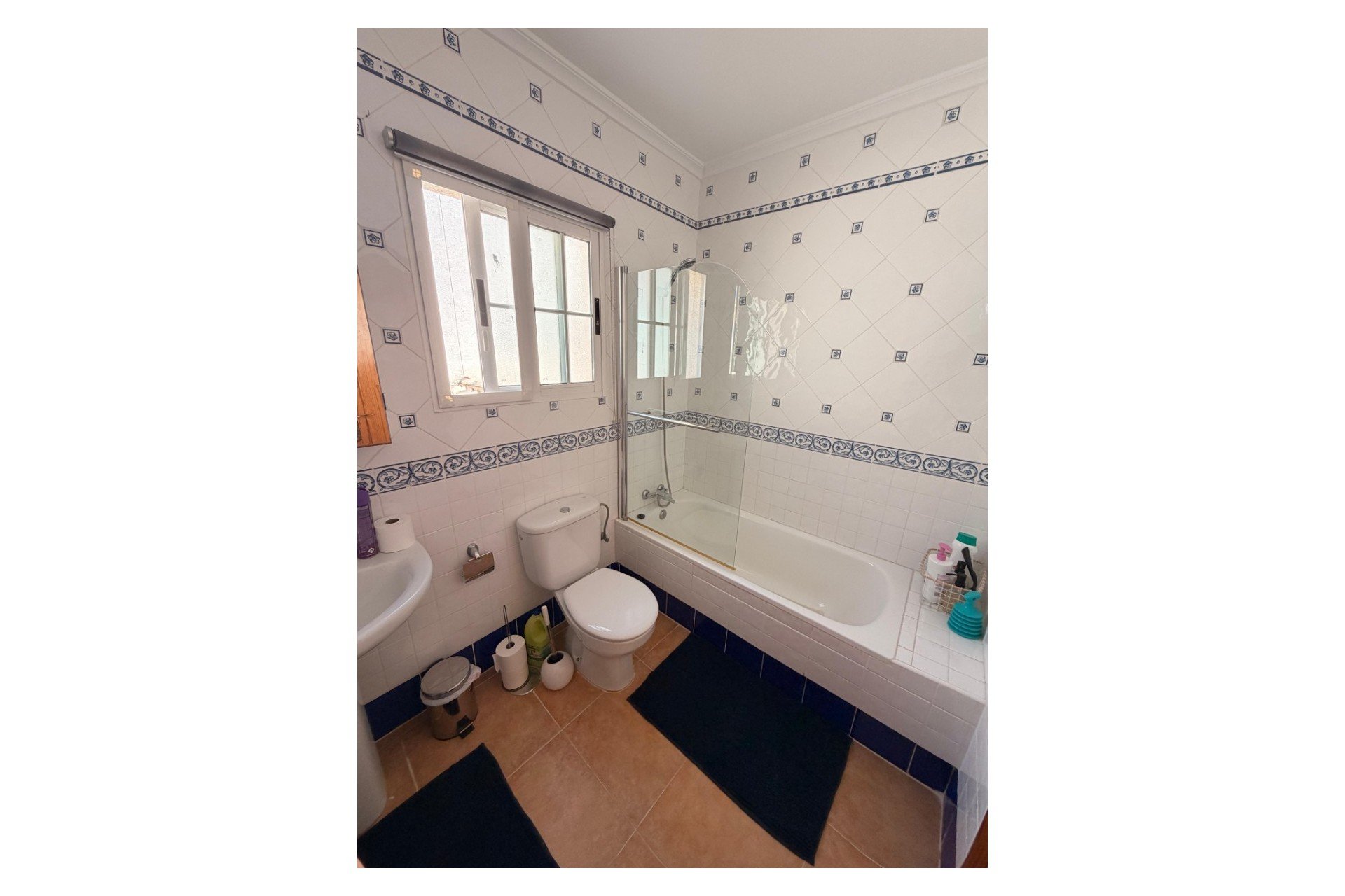 Reventa - Casa adosada -
El Raso