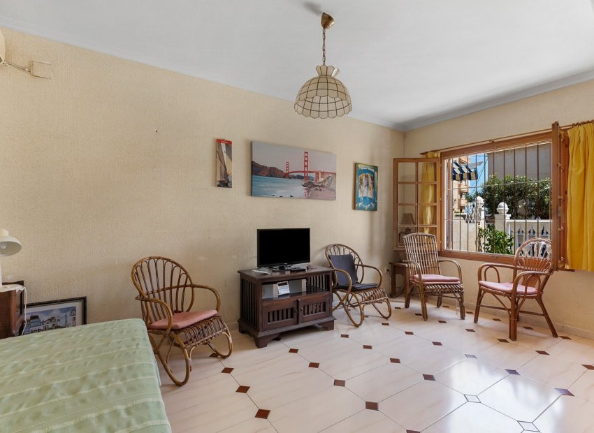 Reventa - Casa adosada -
La Mata - Playa