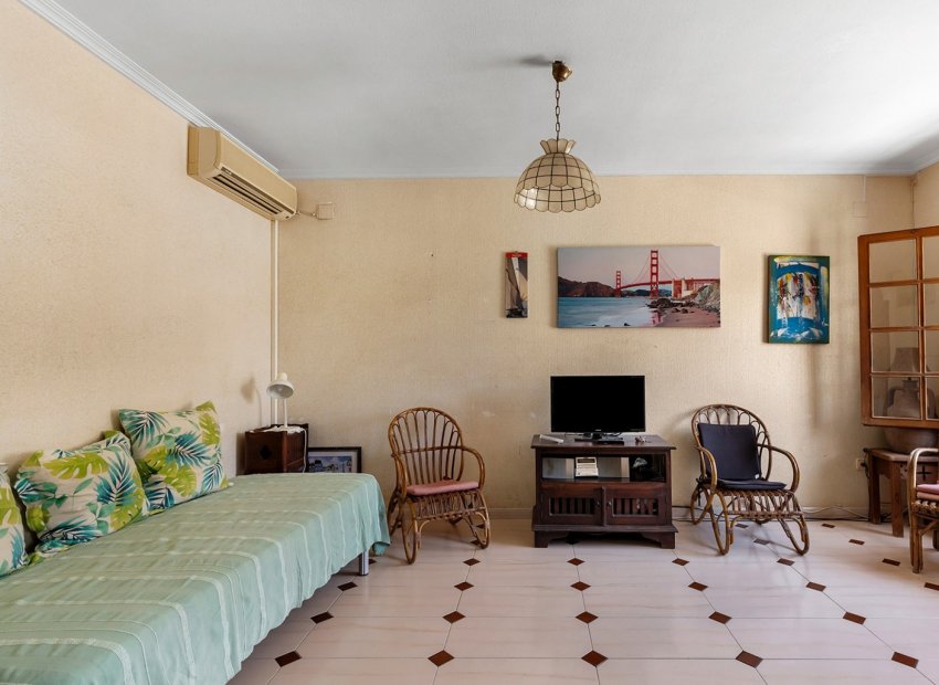 Reventa - Casa adosada -
La Mata - Playa