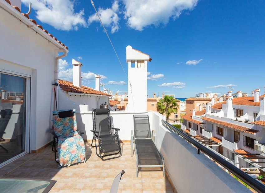 Reventa - Casa adosada -
La Mata
