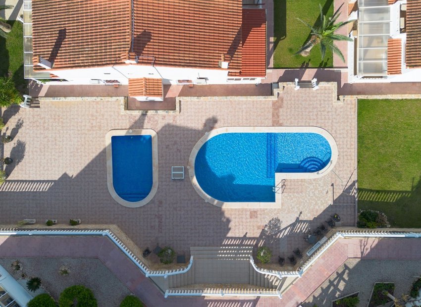 Reventa - Casa adosada -
La Mata