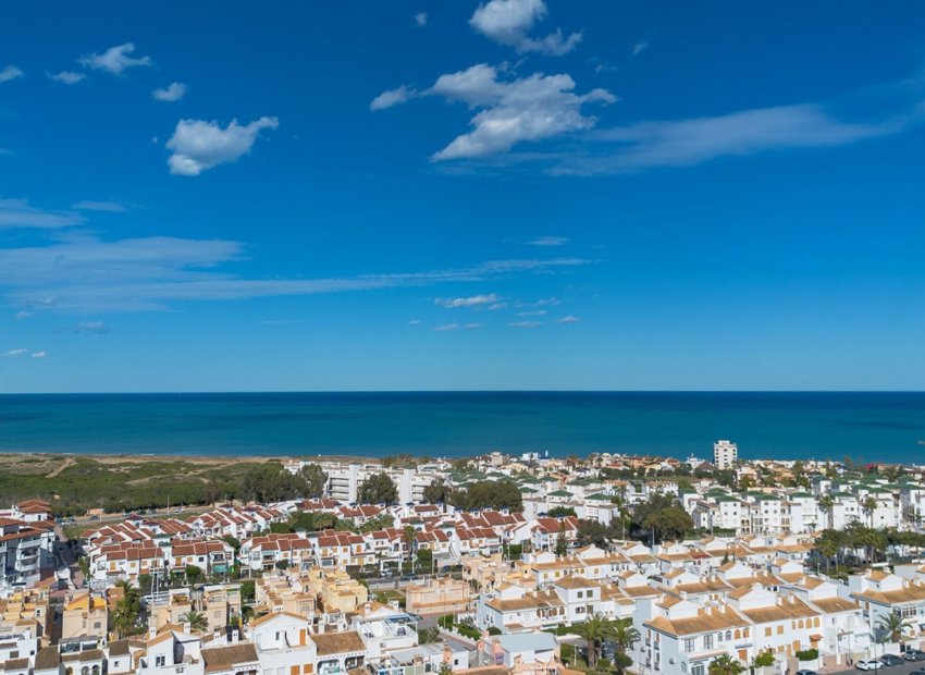 Reventa - Casa adosada -
La Mata