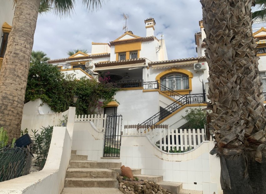 Reventa - Casa adosada -
Orihuela Costa - Villamartín