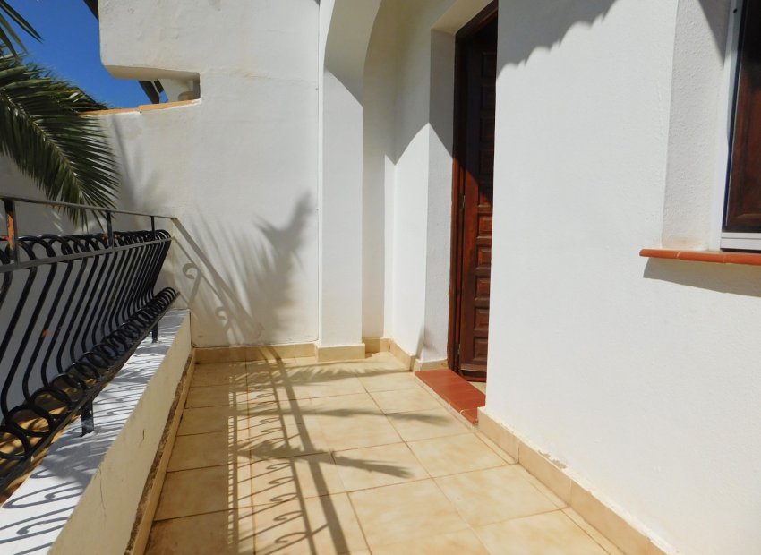 Reventa - Casa adosada -
Torrevieja - Lago Jardin