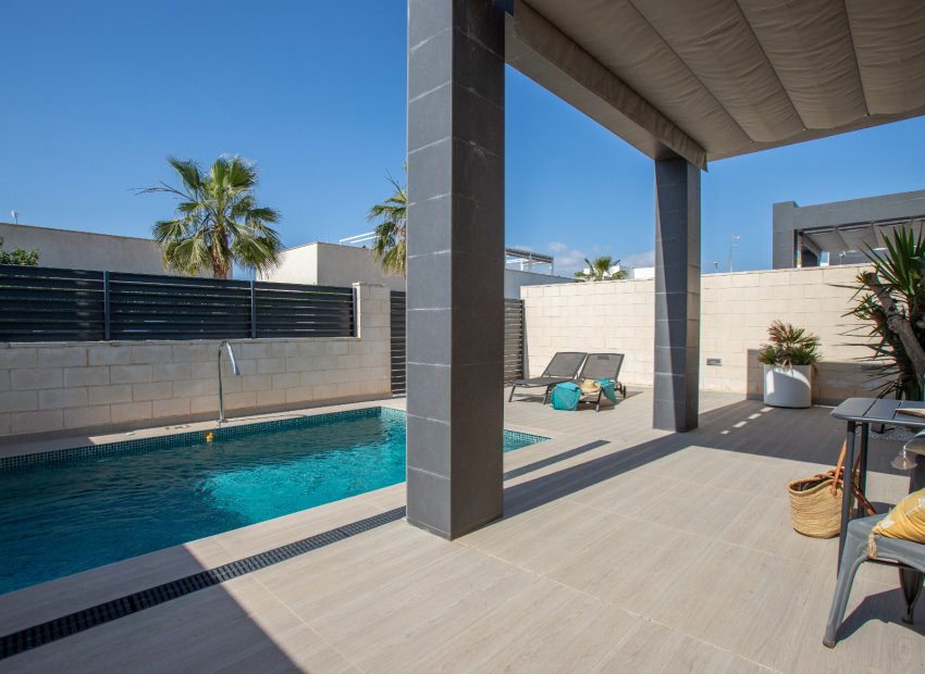 Reventa - Chalet -
Ciudad Quesada - Rojales - Rojales