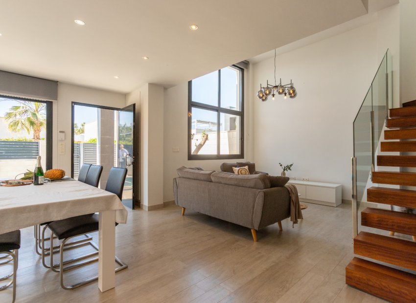 Reventa - Chalet -
Ciudad Quesada - Rojales - Rojales