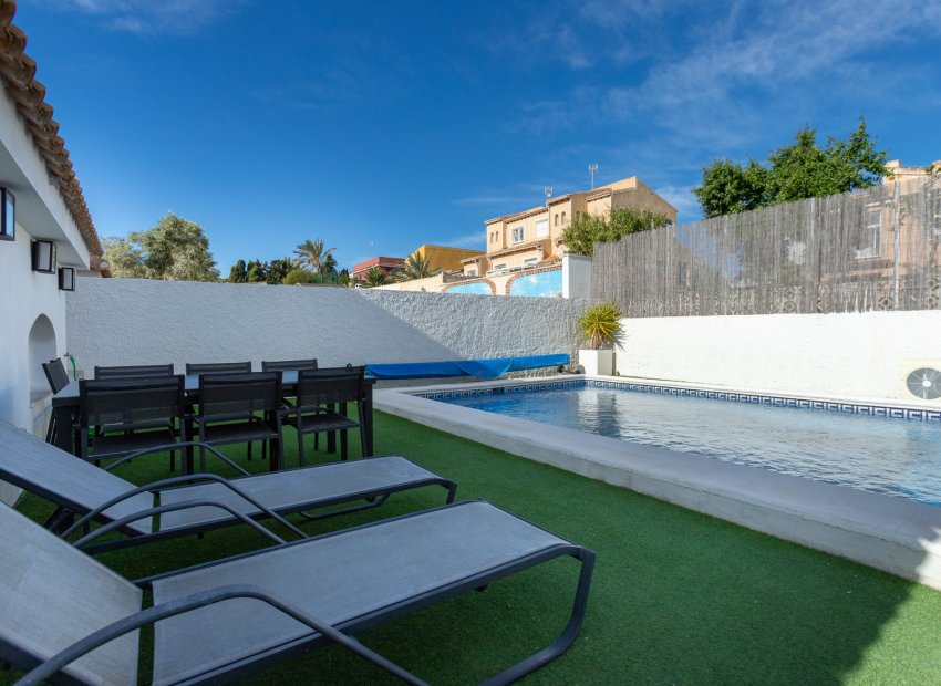 Reventa - Chalet -
Torrevieja - Los Balcones