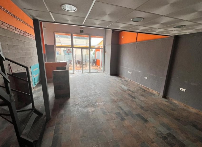 Reventa - Comercial -
Algorfa - La Finca Golf