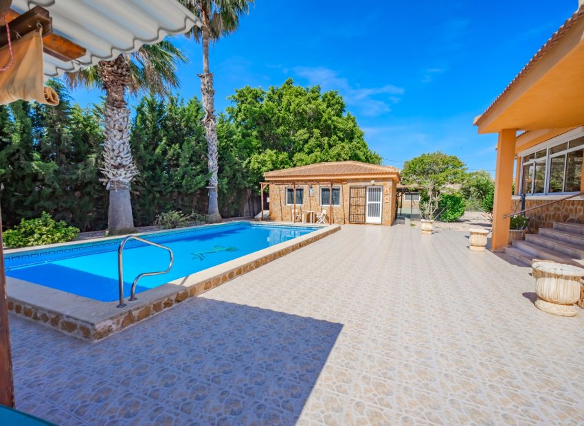 Reventa - Finca   -
Ciudad Quesada - Rojales - Rojales