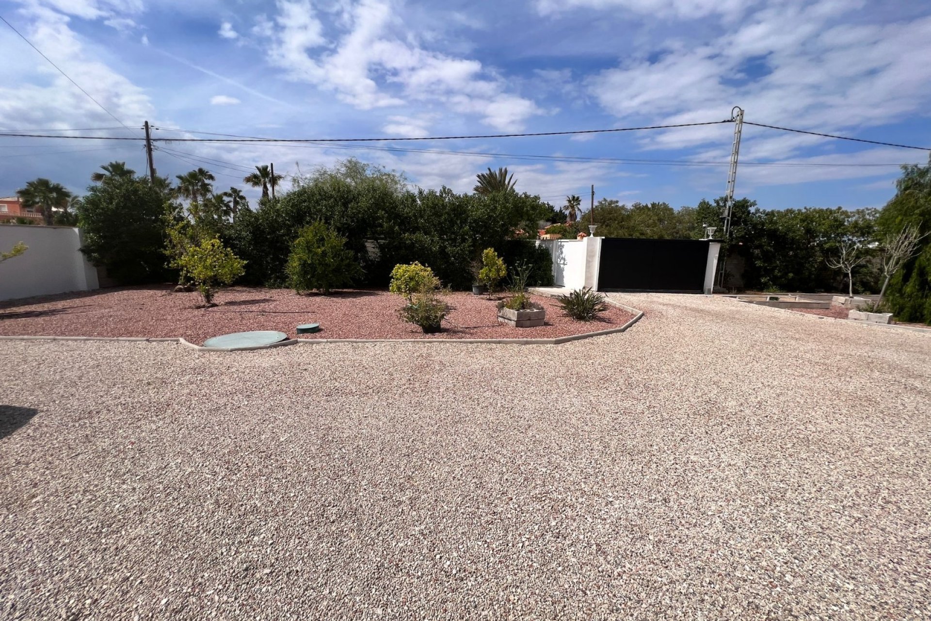 Reventa - Finca   -
Elche - La Marina