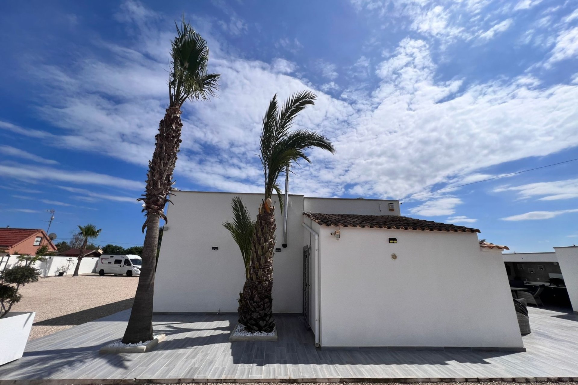 Reventa - Finca   -
Elche - La Marina
