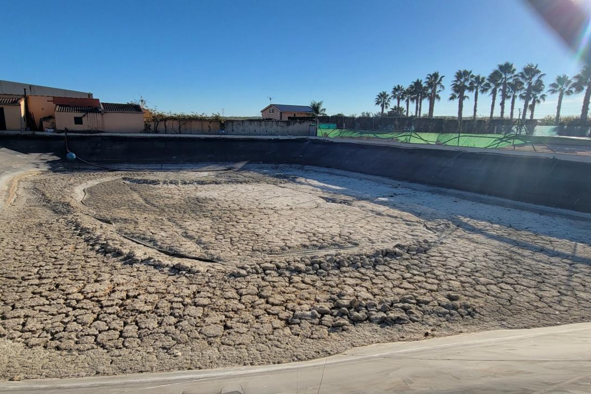 Reventa - Finca   -
San Miguel de Salinas