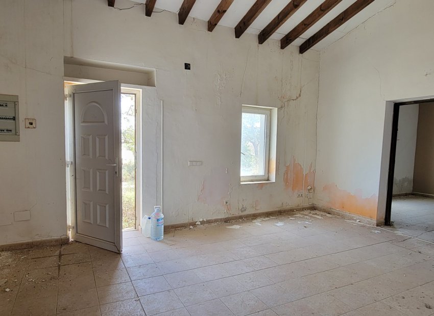 Reventa - Finca   -
Torremendo