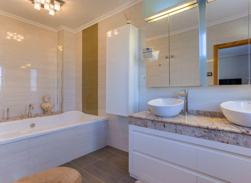 Reventa - Independent villa -
La Zarza - La Zarza Murcia