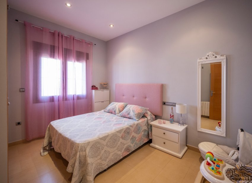 Reventa - Independiente / Villa -
Avileses