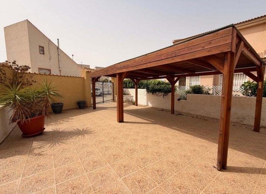 Reventa - Independiente / Villa -
Benijofar - Benimar