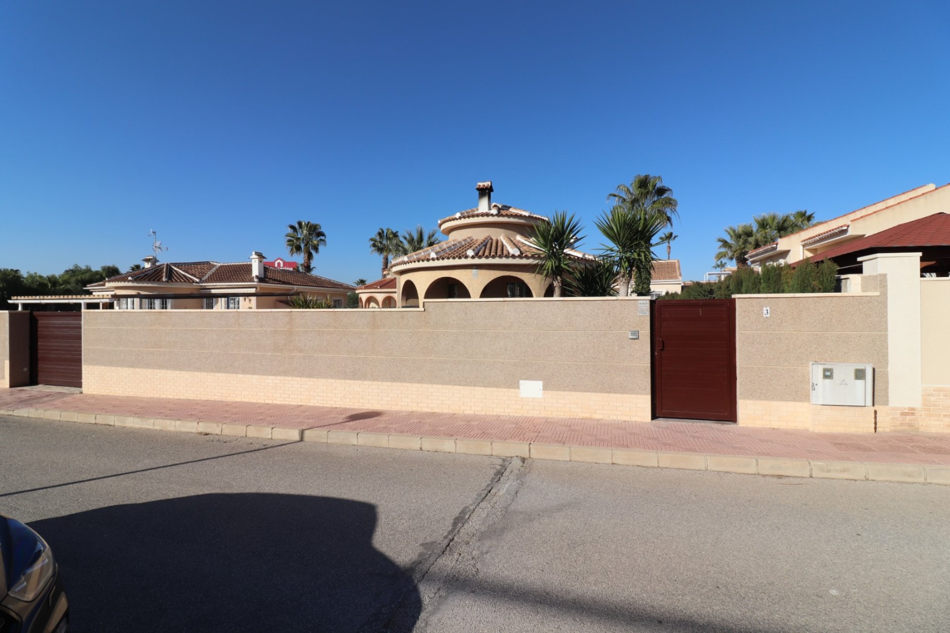 Reventa - Independiente / Villa -
Benijofar - Monte Azul
