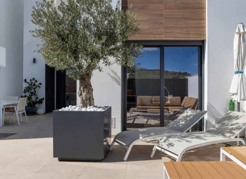 Reventa - Independiente / Villa -
Benijofar