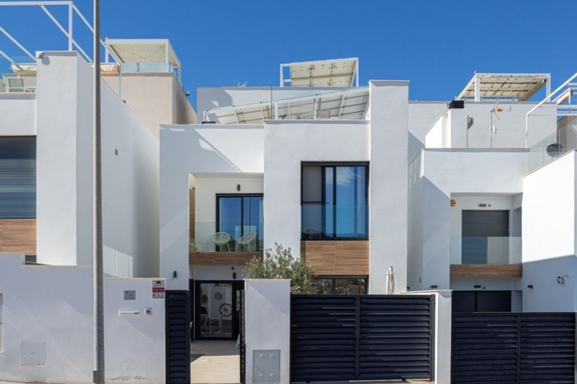 Reventa - Independiente / Villa -
Benijofar