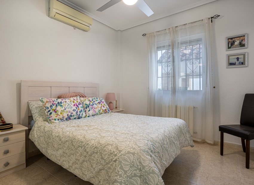 Reventa - Independiente / Villa -
Bigastro - Villas Andrea