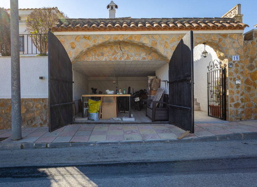 Reventa - Independiente / Villa -
Bigastro - Villas Andrea