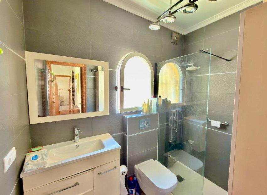 Reventa - Independiente / Villa -
Ciudad Quesada - Rojales - Benimar