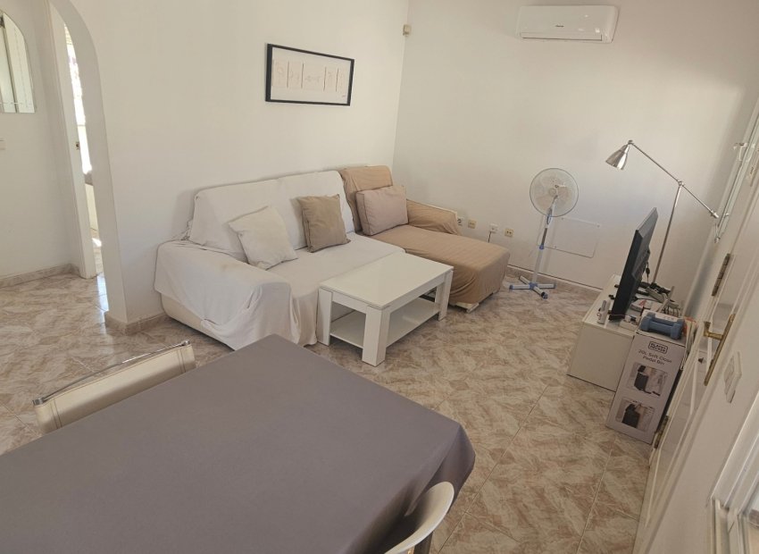 Reventa - Independiente / Villa -
Ciudad Quesada - Rojales - Benimar