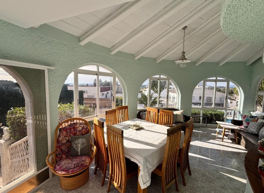 Reventa - Independiente / Villa -
Ciudad Quesada - Rojales - CENTRO