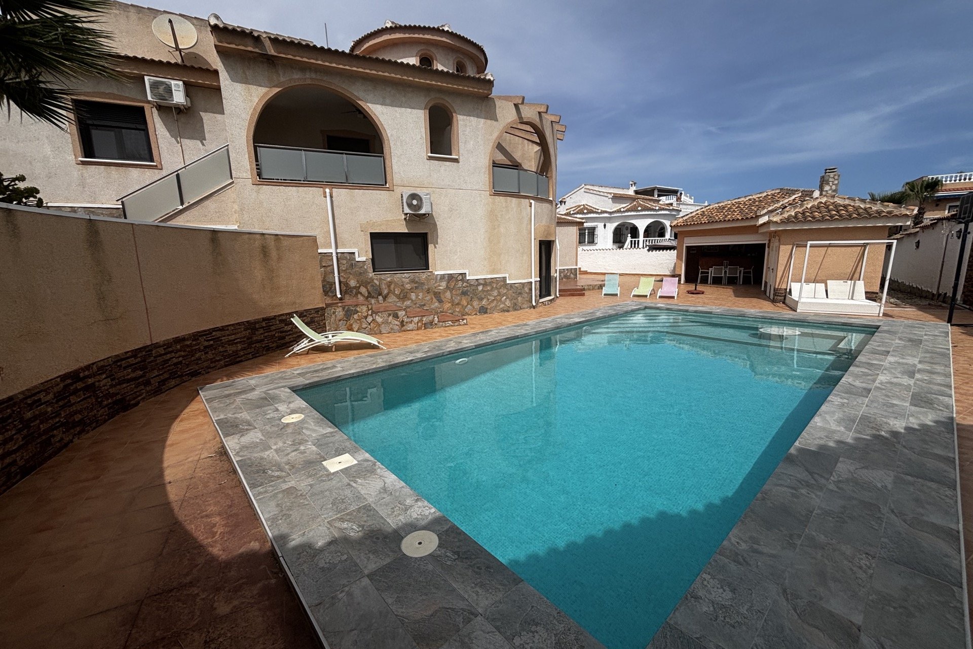 Reventa - Independiente / Villa -
Ciudad Quesada - Rojales - Ciudad Quesada