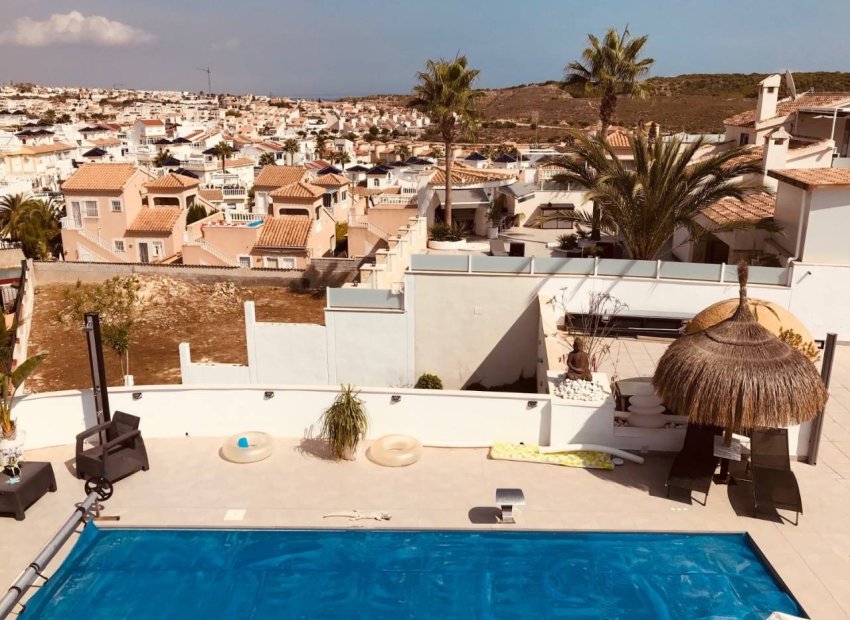 Reventa - Independiente / Villa -
Ciudad Quesada - Rojales - Ciudad Quesada