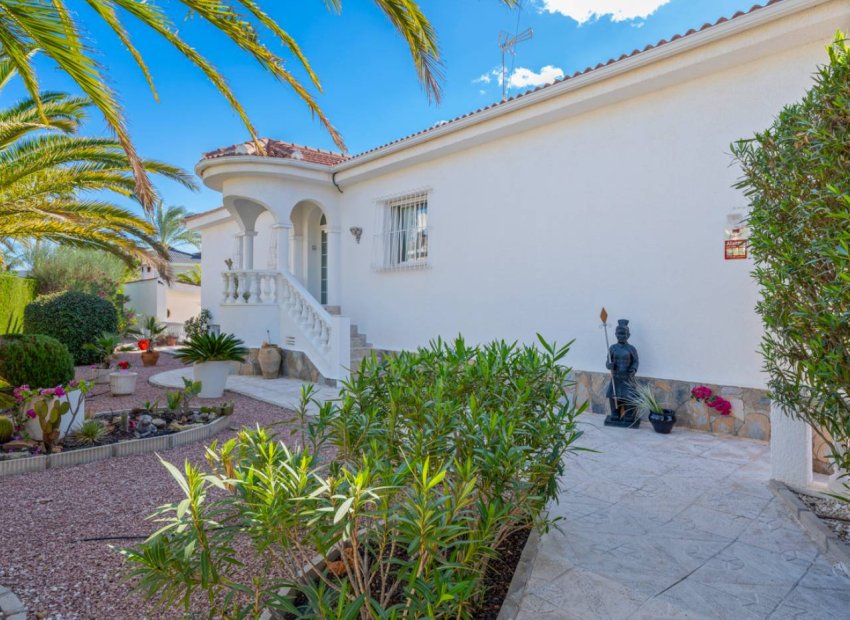 Reventa - Independiente / Villa -
Ciudad Quesada - Rojales - Ciudad Quesada