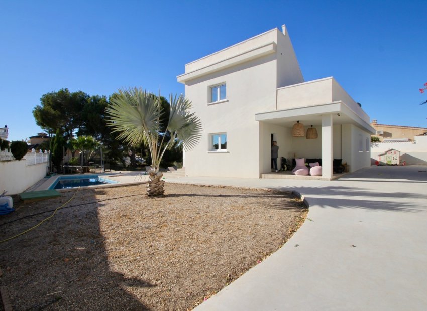 Reventa - Independiente / Villa -
Ciudad Quesada - Rojales - Ciudad Quesada