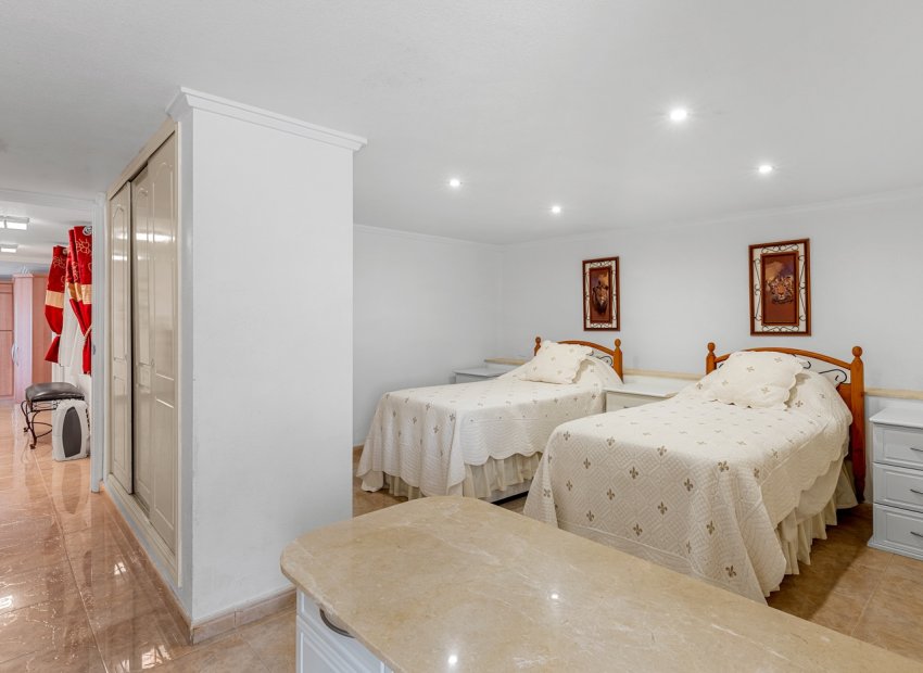 Reventa - Independiente / Villa -
Ciudad Quesada - Rojales - Ciudad Quesada