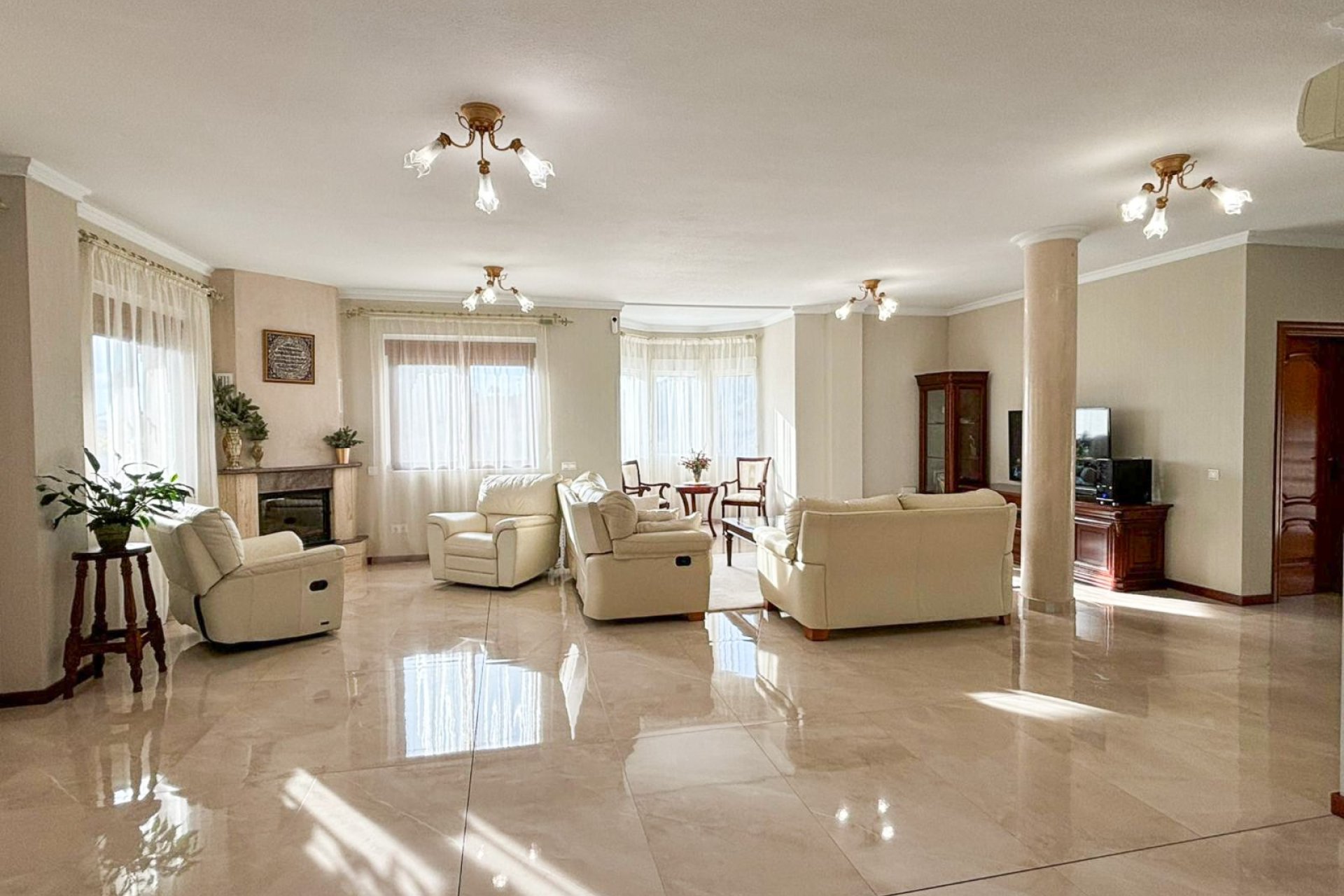 Reventa - Independiente / Villa -
Ciudad Quesada - Rojales - Ciudad Quesada