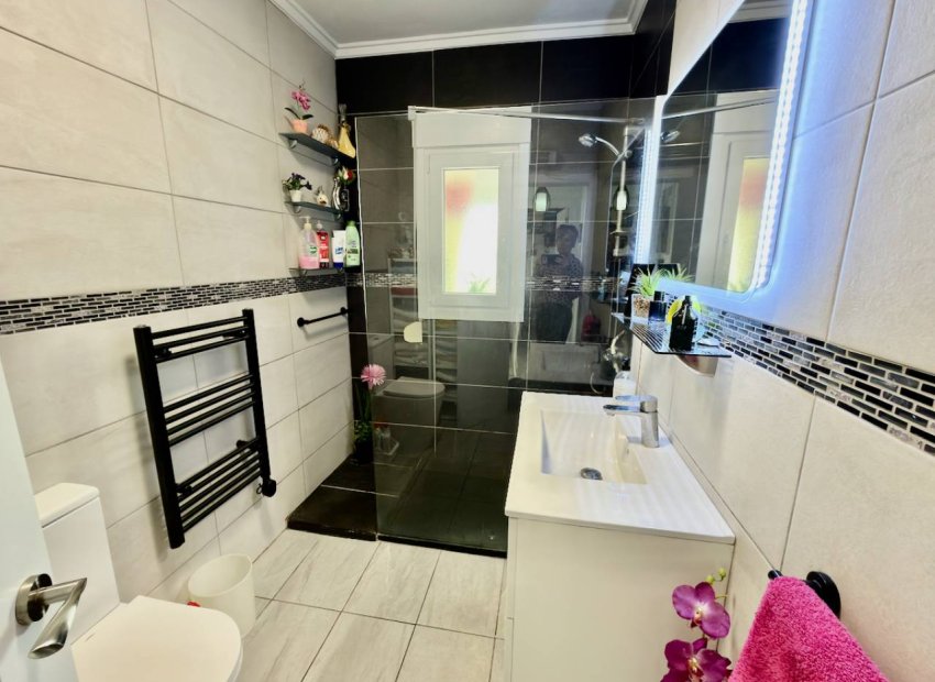 Reventa - Independiente / Villa -
Ciudad Quesada - Rojales - Ciudad Quesada