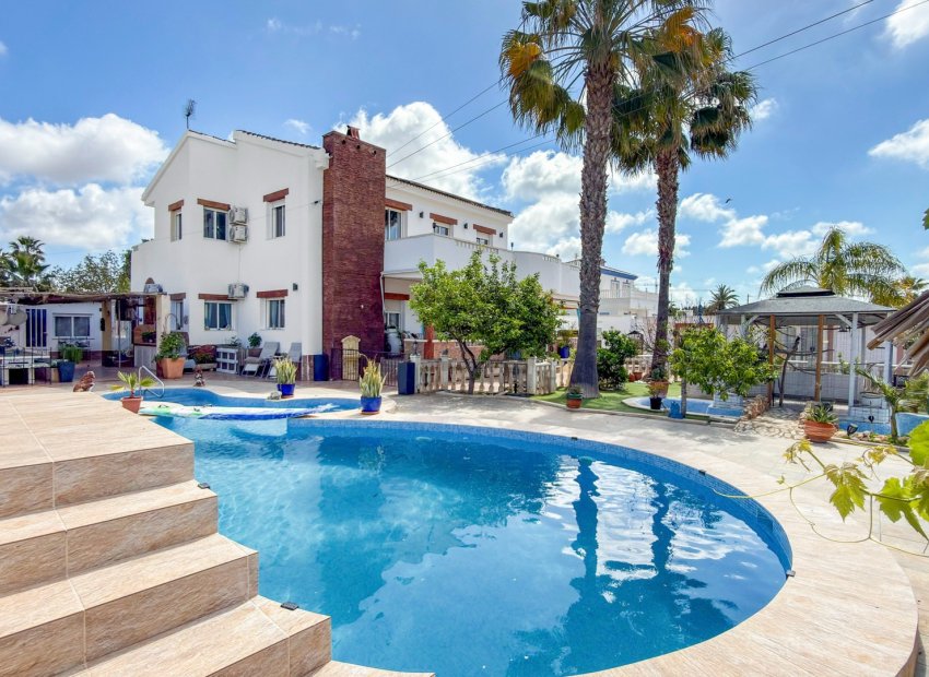 Reventa - Independiente / Villa -
Ciudad Quesada - Rojales - Ciudad Quesada
