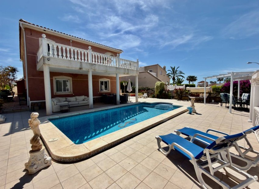 Reventa - Independiente / Villa -
Ciudad Quesada - Rojales - Ciudad Quesada