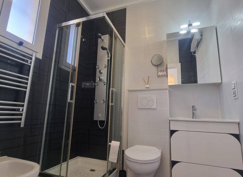 Reventa - Independiente / Villa -
Ciudad Quesada - Rojales - Ciudad Quesada