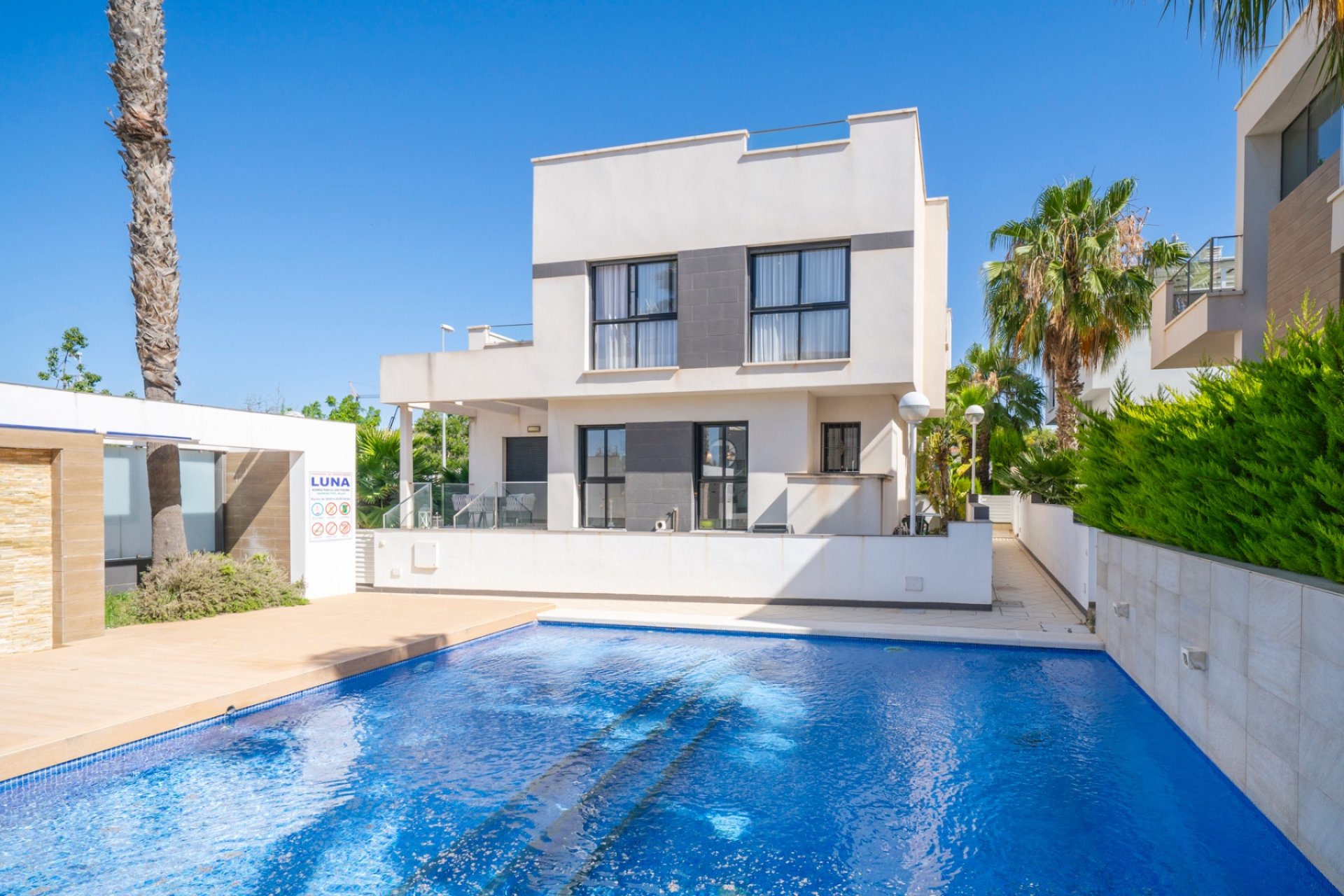 Reventa - Independiente / Villa -
Ciudad Quesada - Rojales - Ciudad Quesada