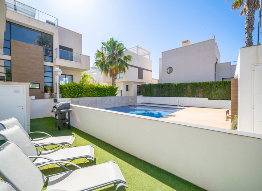 Reventa - Independiente / Villa -
Ciudad Quesada - Rojales - Ciudad Quesada