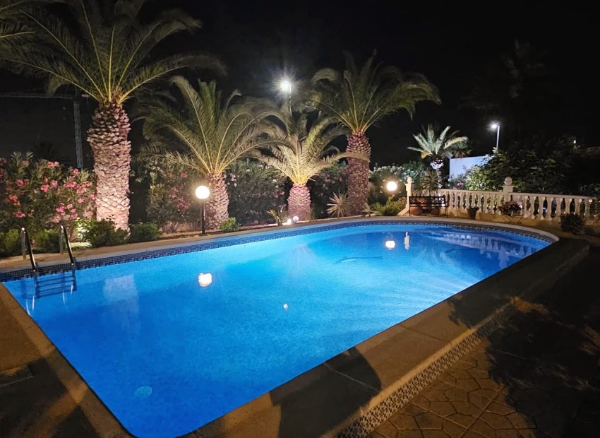 Reventa - Independiente / Villa -
Ciudad Quesada - Rojales - Ciudad Quesada