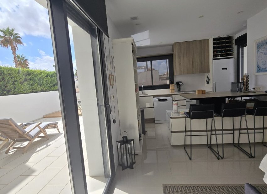 Reventa - Independiente / Villa -
Ciudad Quesada - Rojales - Ciudad Quesada