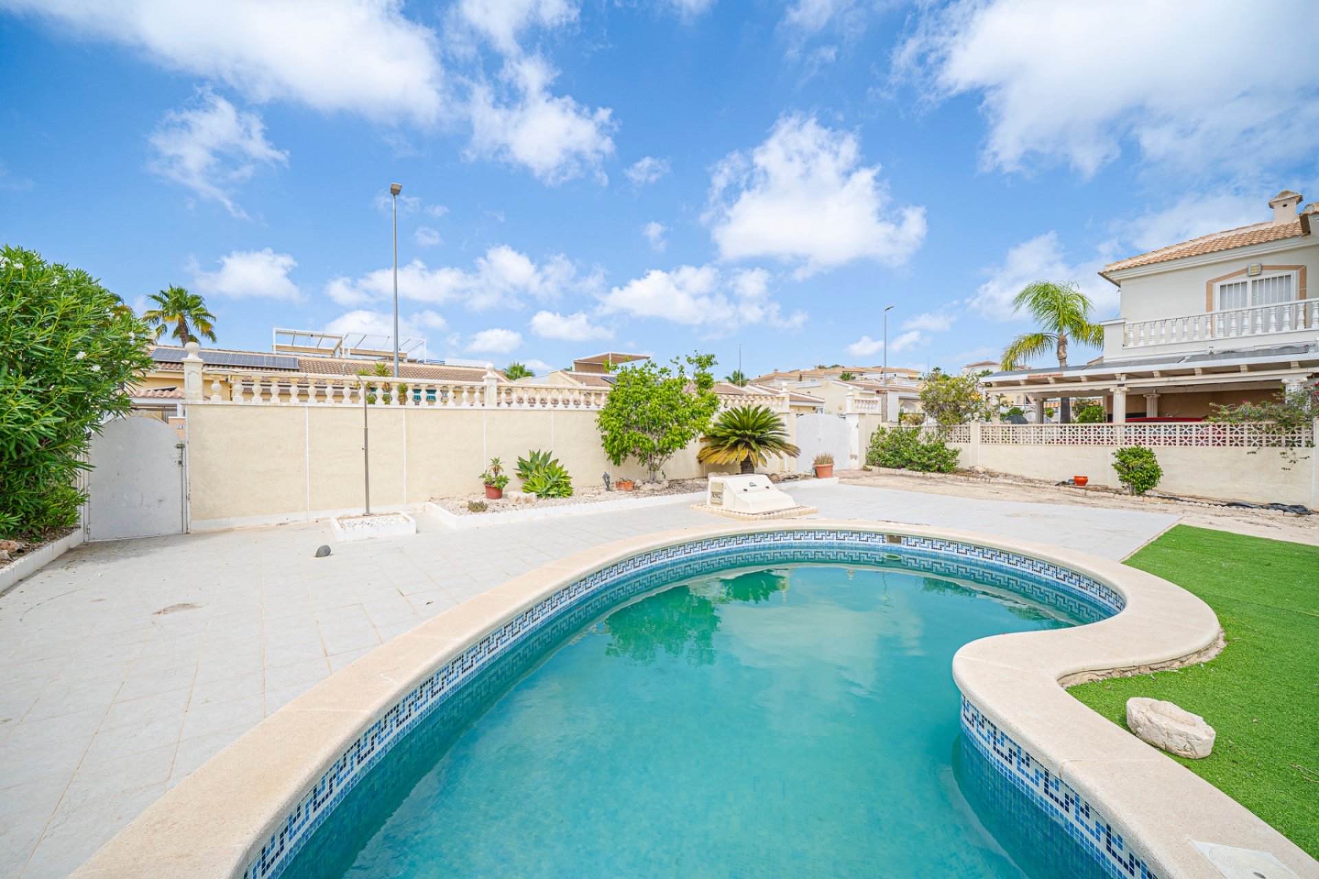Reventa - Independiente / Villa -
Ciudad Quesada - Rojales - Ciudad Quesada