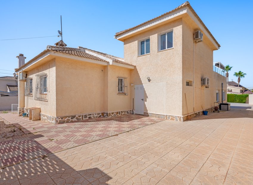 Reventa - Independiente / Villa -
Ciudad Quesada - Rojales - Ciudad Quesada