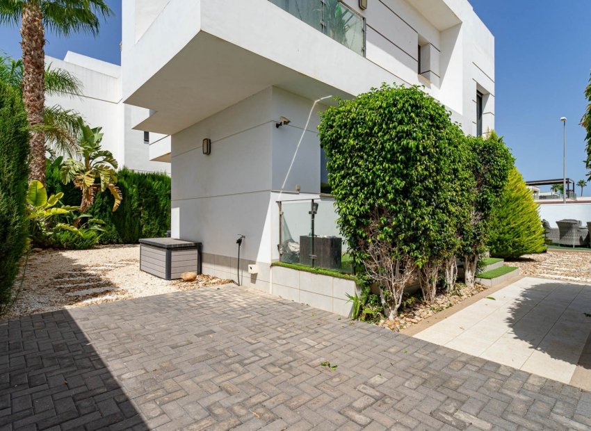 Reventa - Independiente / Villa -
Ciudad Quesada - Rojales - Ciudad Quesada