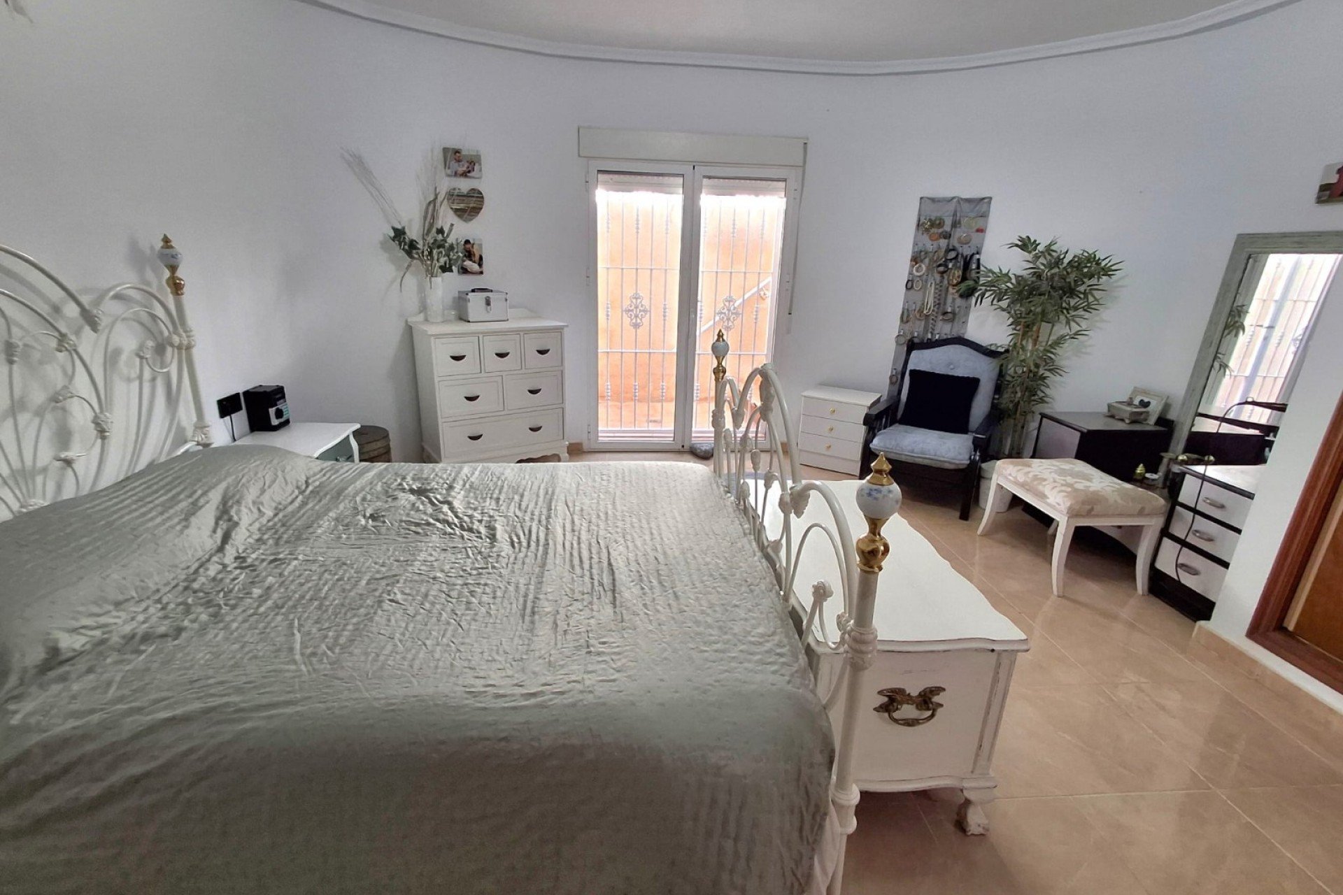 Reventa - Independiente / Villa -
Ciudad Quesada - Rojales - Doña Pepa